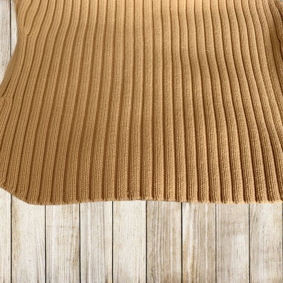 Gap Turtleneck Sweater - Picture 2 of 7